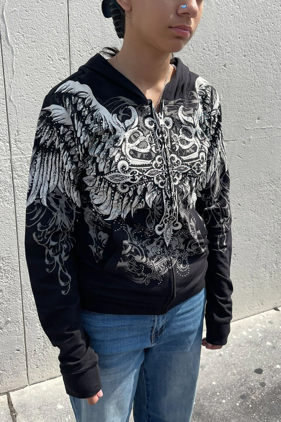 2000s Gothic Cross & Wing Rhinestone Print Front Zip-Up Hoodie Jacket - Image 5