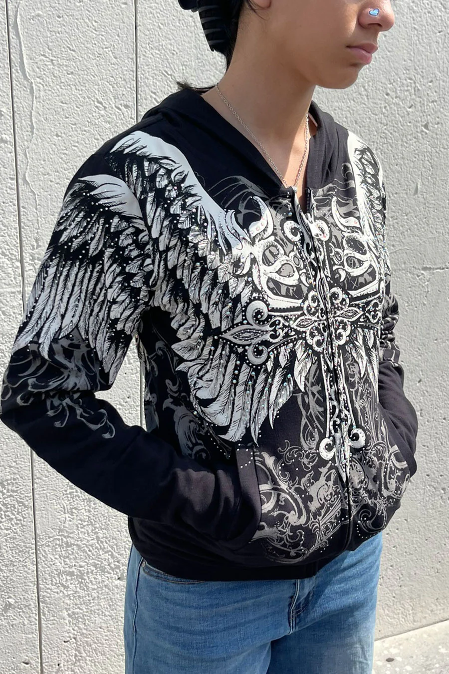 2000s Gothic Cross & Wing Rhinestone Print Front Zip-Up Hoodie Jacket - Image 7