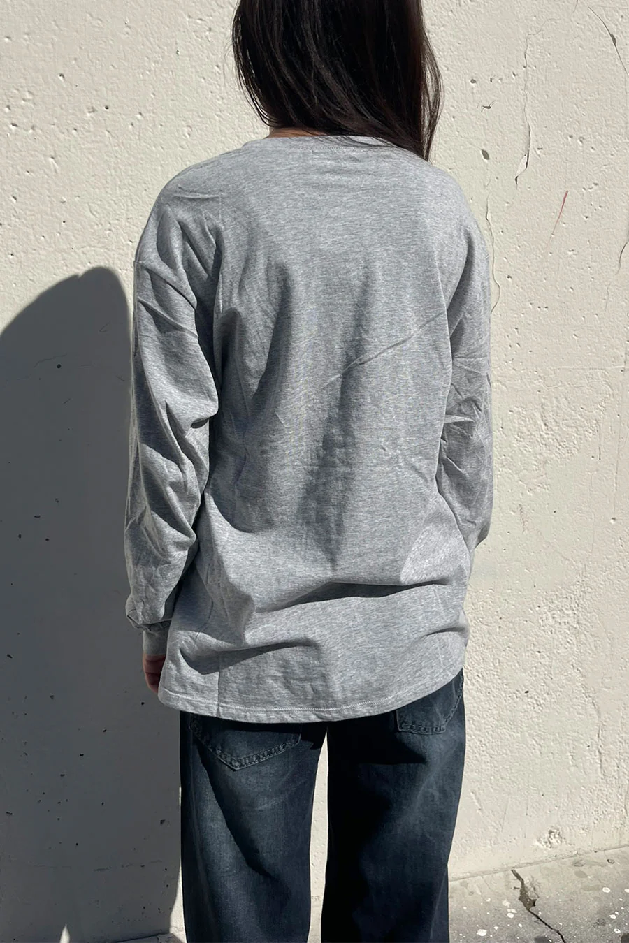 Basic Long Sleeve Round Neck Oversized Cotton Tee - Image 2
