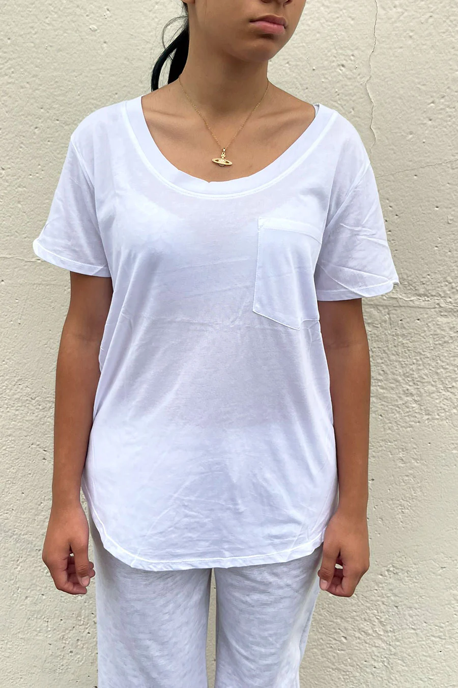 Basic Oversized Round Neck Short Sleeve T-Shirt with Front Pocket - Image 9