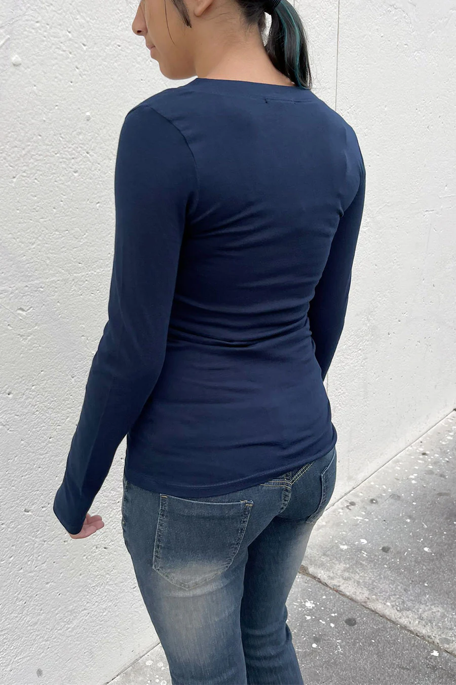 Basic V-Neck Long Sleeve Top - Image 5