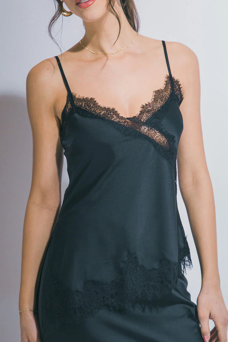 Lace Trimmed Satin Camisole Top With asymmetrical Hem - Image 2