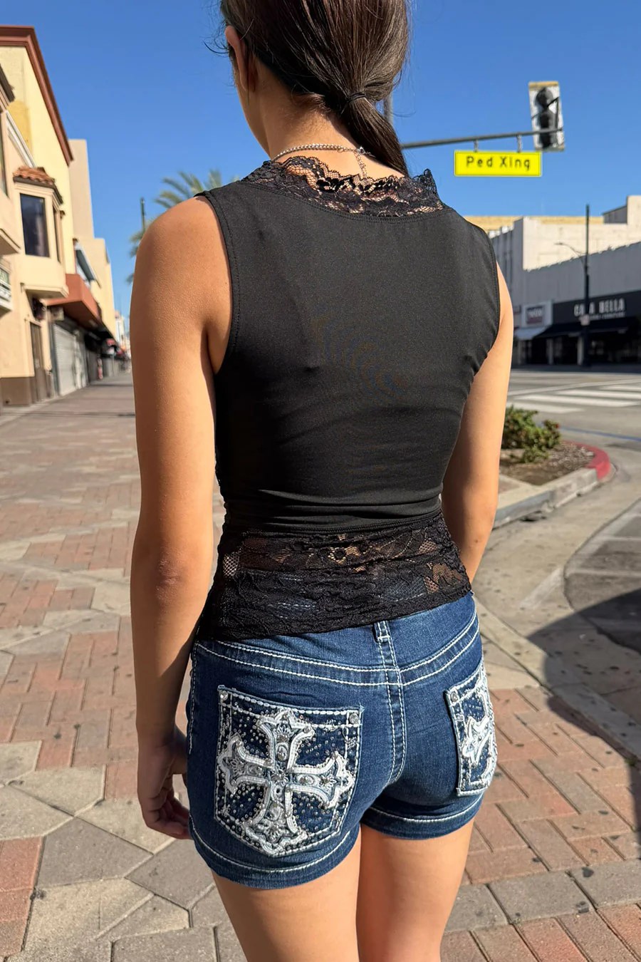 Romantic Goth Lace Block V-Neck Sleeveless Top - Image 2