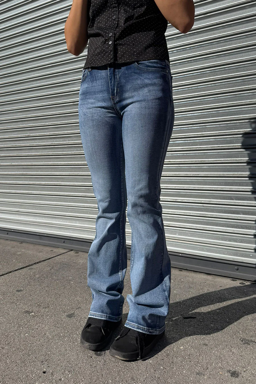 WAXJEAN Potassium Wash Low-Rise Bootcut Jean with Great Stretch - Image 3